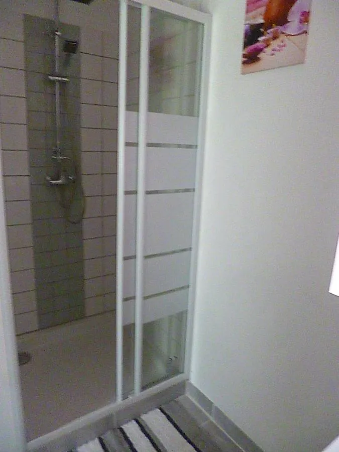 Holiday home Gite Au Calme Centre Finistere Jardin Clos Tregourez