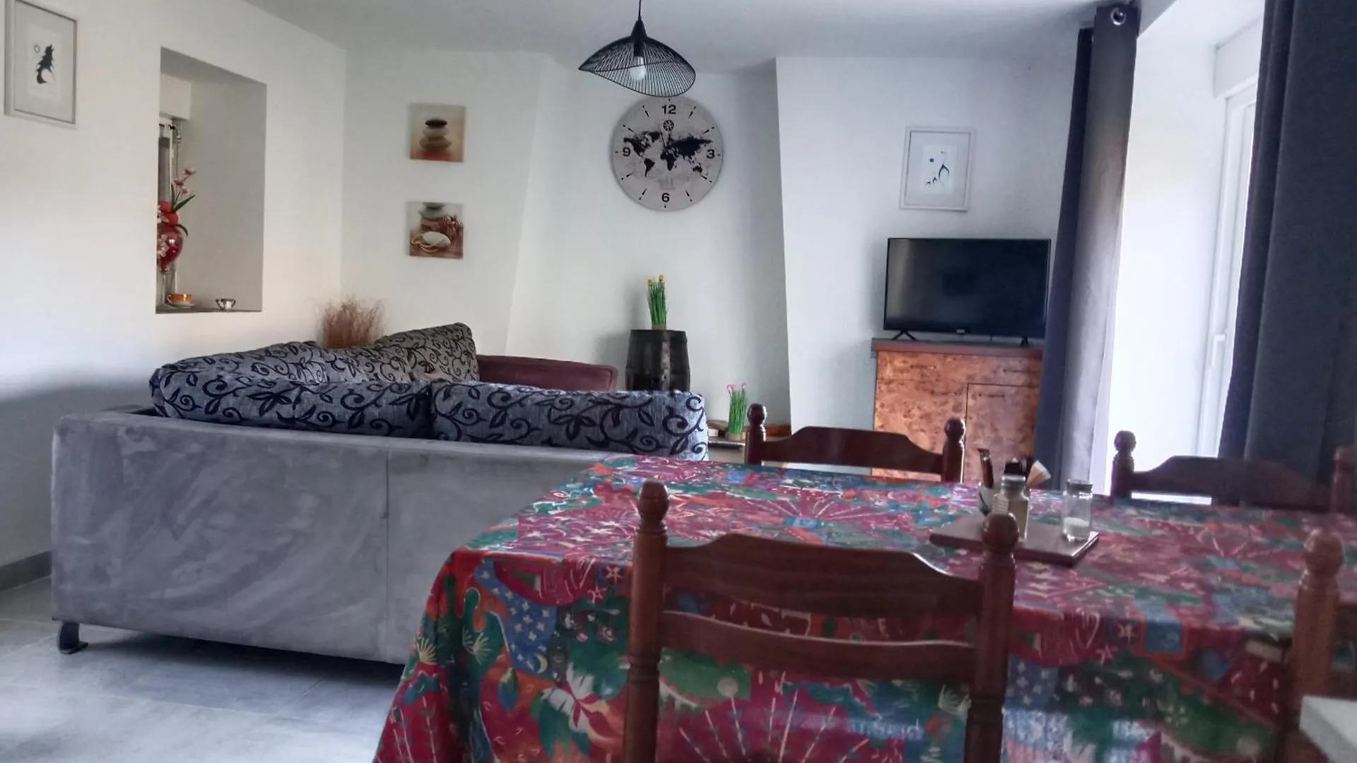 Holiday home Gite Au Calme Centre Finistere Jardin Clos Tregourez